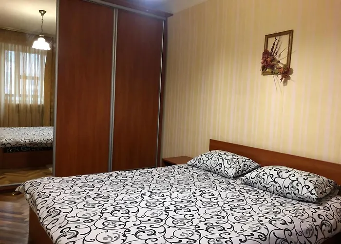 Kyiv Apartment On Peremohy Avenue 16 Daily Rent