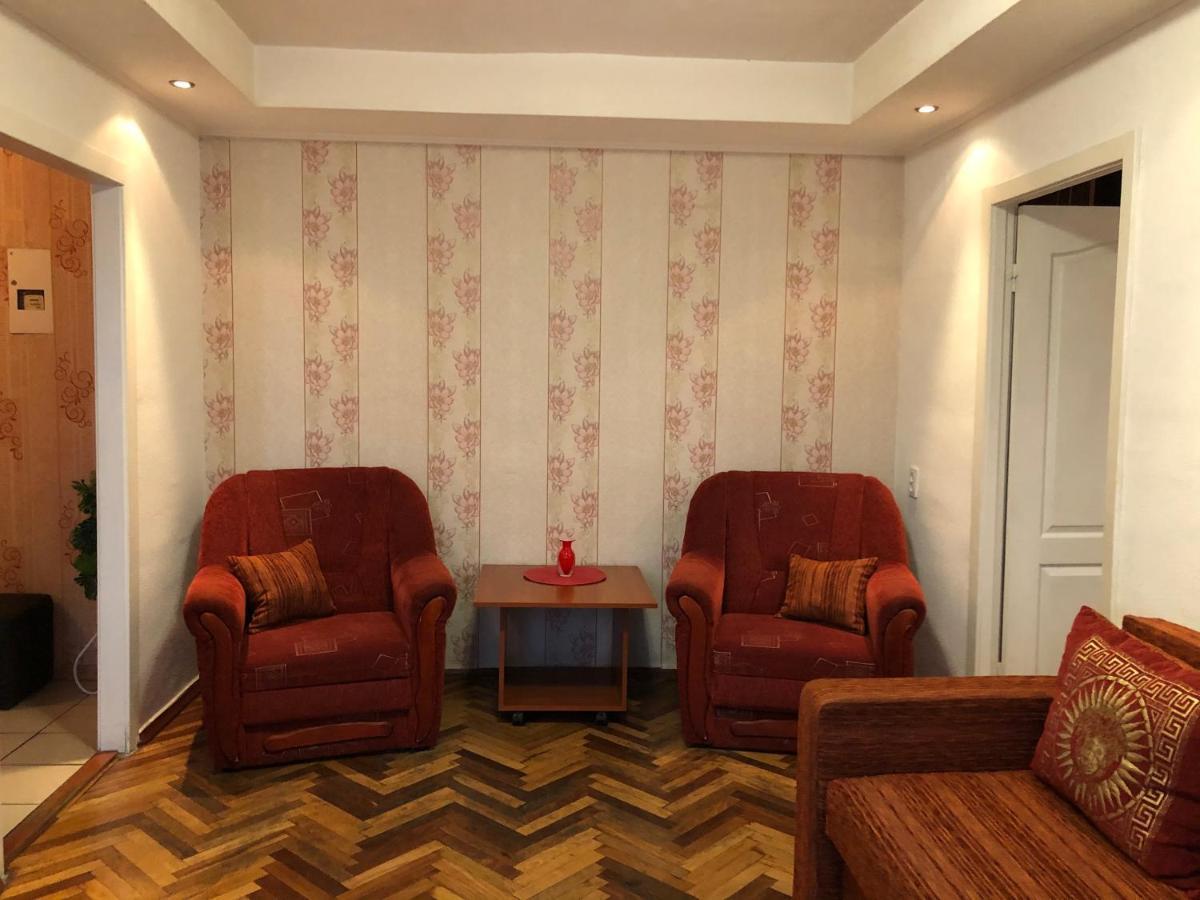 Apartment On Peremohy Avenue 16 Daily Rent Kyiv